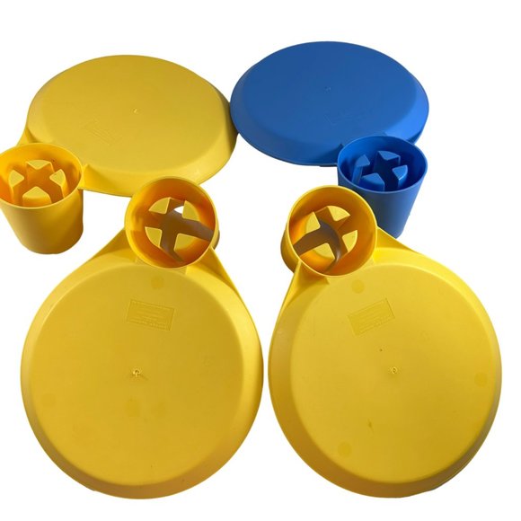 Buffet Buddy Lot of 4 Plastic Plate Cup Holders Yellow Blue Tailgate Picnic TV - Picture 2 of 5